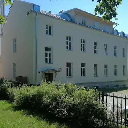 Cozy 1-bedr In The Centre Near Old Town With Private Parking