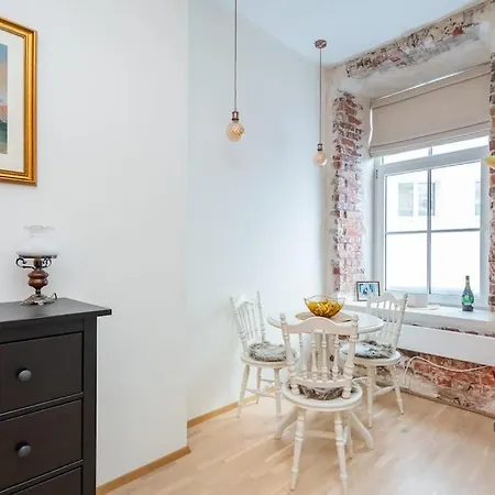 Appartement Cozy 1-bedr In The Centre Near Old Town With Private Parking *