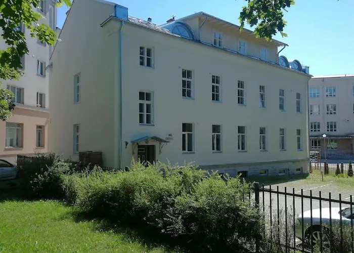 Cozy 1-bedr In The Centre Near Old Town With Private Parking