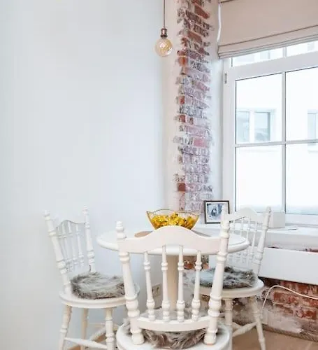 Korter Cozy 1-bedr In The Centre Near Old Town With Private Parking